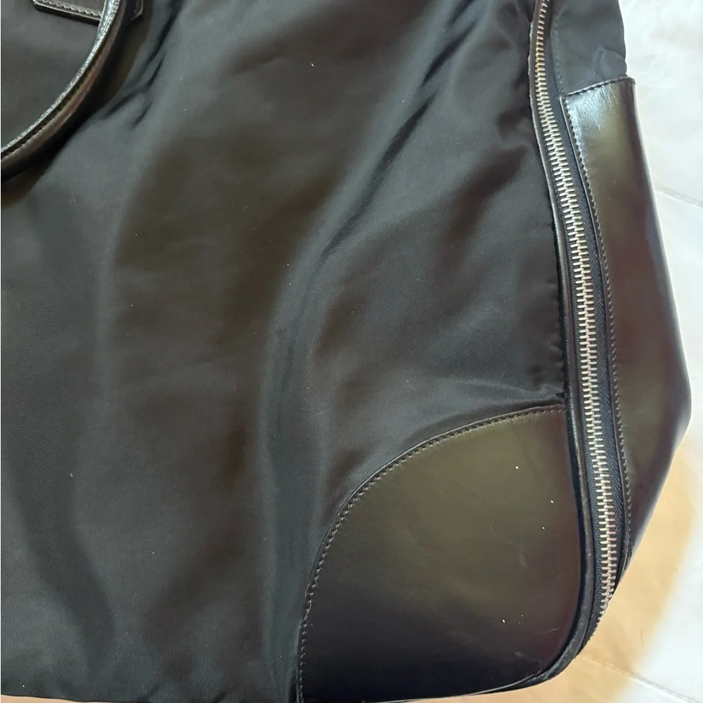 Black Men's Travel Bag